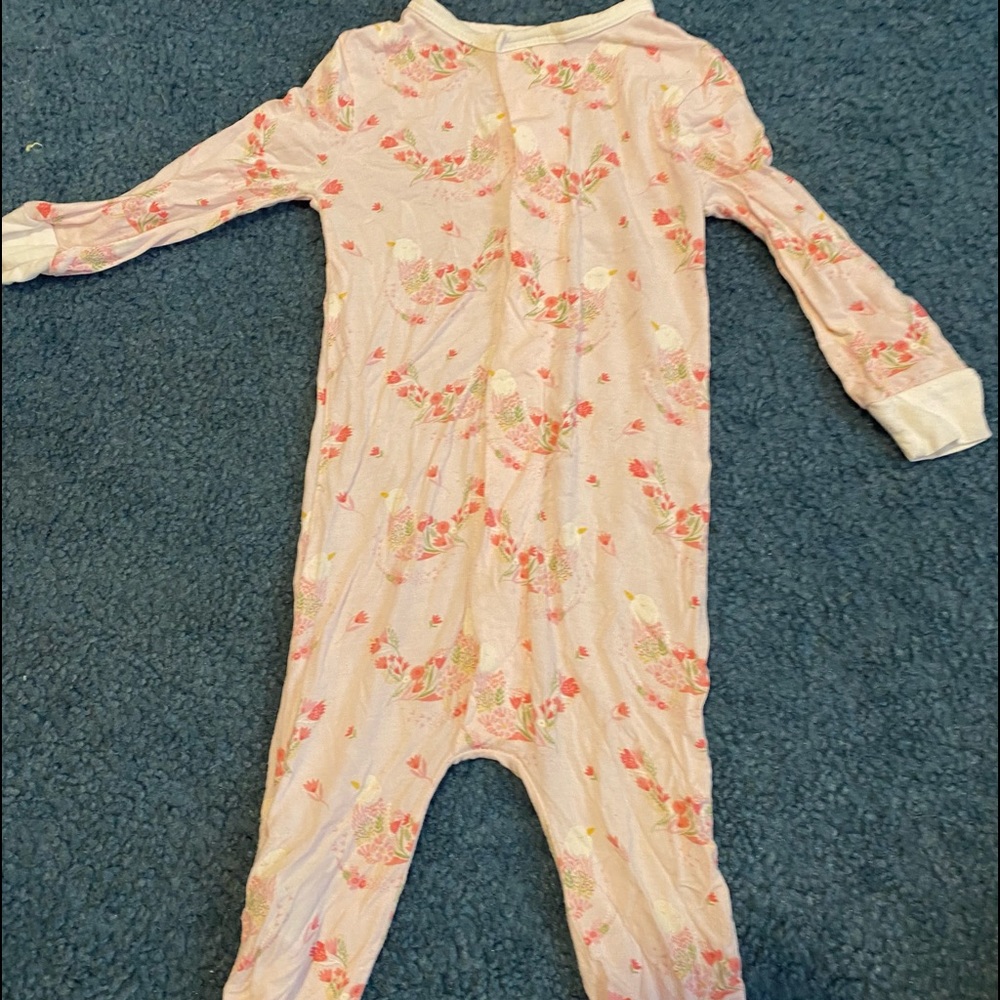 Magnetic me Onsie
